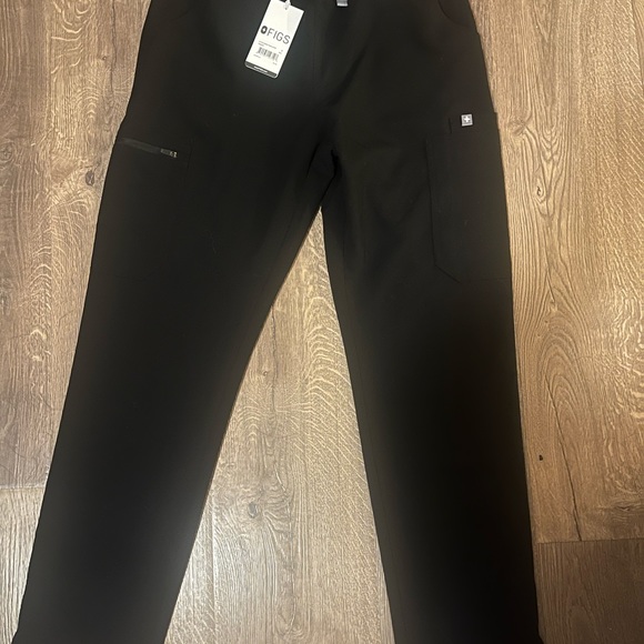 Figs Pants - FIGS SCRUBS NWT BLACK